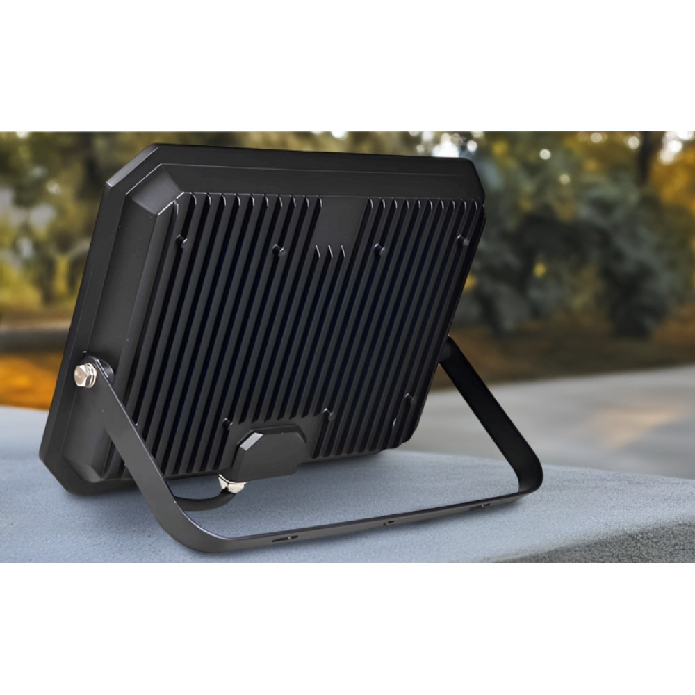 ELF10106 | LED 10W|6500k|900lm FLOODLIGHT ALUM.110-240V~IP65 GLASScover|BLACK|{enjoysimplicity}™ ELF10106 | LED 10W|6500k|900lm FLOODLIGHT ALUM.110-240V~IP65 GLASScover|BLACK|{enjoysimplicity}™